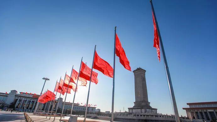 辽宁一银行两小时办4个人业务？ 市民质疑工作人员办事速度，银行回应：业务较复杂正优化